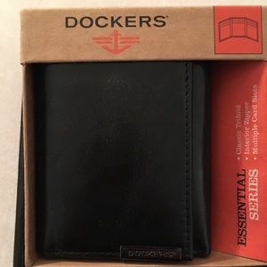 Black leather Dockers wallet